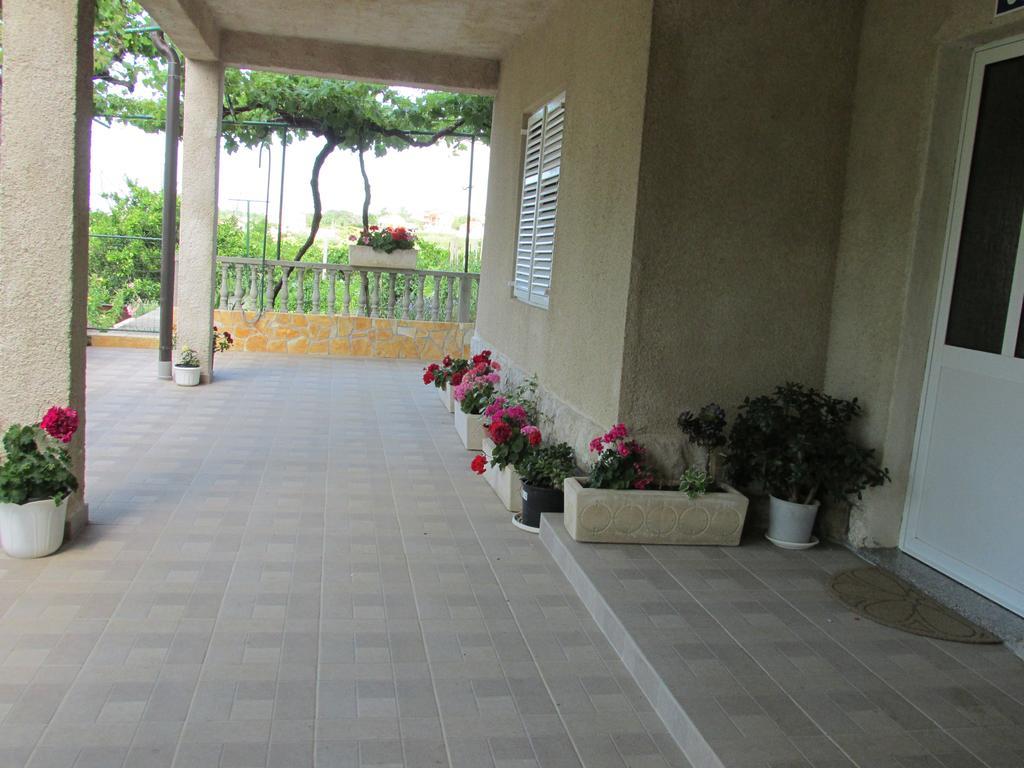 Apartmani Roza Lopar Exterior foto