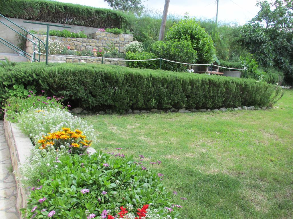 Apartmani Roza Lopar Exterior foto
